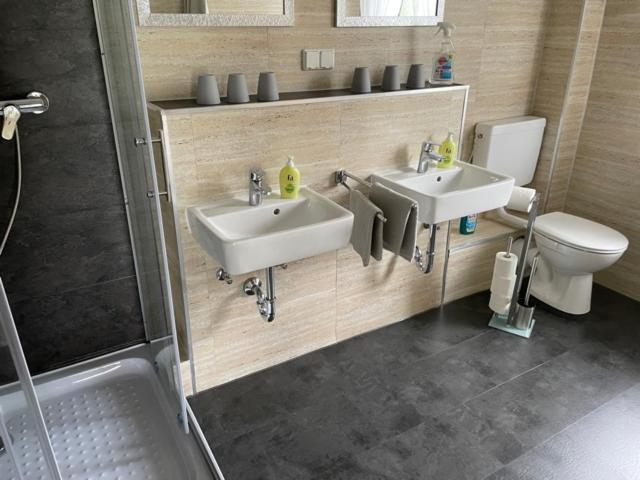 Ferienhaus Naehe Bad-Gandersheim Mit 5 Schlafzimmer Winzenburg エクステリア 写真